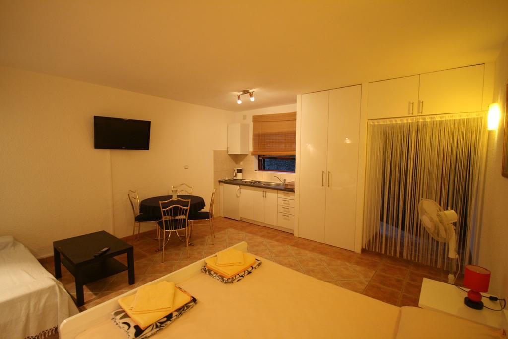 Apartments Agape Crikvenica Eksteriør bilde
