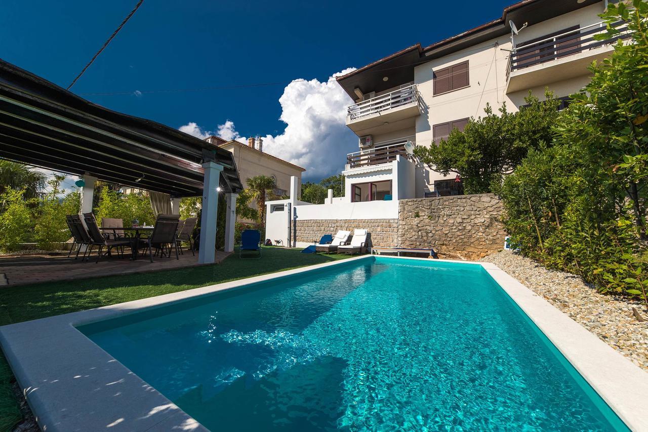 Apartments Agape Crikvenica Eksteriør bilde