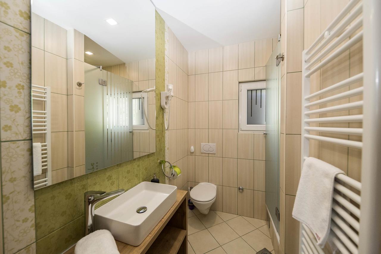 Apartments Agape Crikvenica Eksteriør bilde